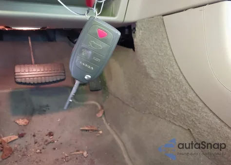 2004 Volvo V40 A/Lse из США, поврежденный, VIN YV1VW275X4F102453